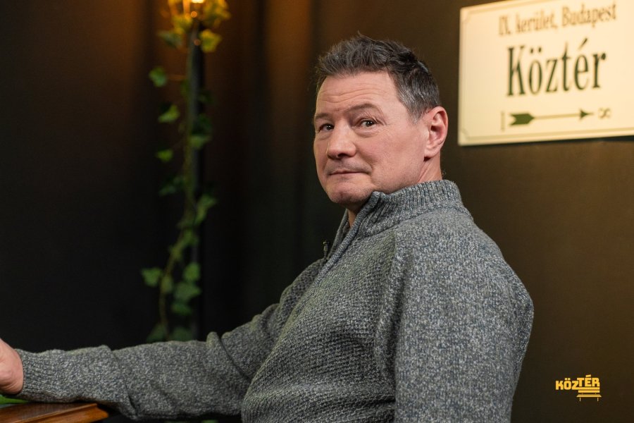 Erdei Zsolt visszautasított egy 10 milliós ajánlatot? Egy ringben a „Madárral” | KözBeszéd #108